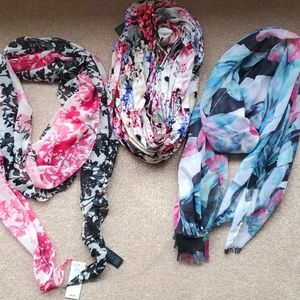WHBM floral scarf lot